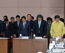 "참사는 내 탓이오" 대한민국에서 피해자들이 사는 법