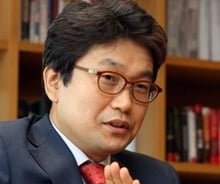 "저출산·고령화···연금자산, 서식지 옮겨야"