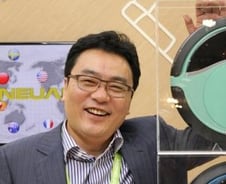 [단독]모뉴엘 대표 "우선 직원들에 사과...너무 창피해"