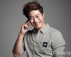 튀지도 스타마케팅도 없는 평범한 연극이 '흥행 대박' 