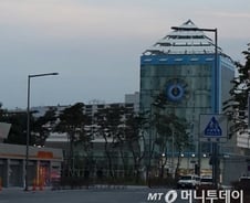 "행복도시 주민들, 이틀에 한번씩 홈플러스 찾았다"