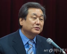 김무성, '정윤회 문건 유출 사건'에 당 입단속