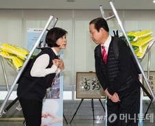 [현장+]여야 남녀의원, 막말과 화해의 '남는 장사'