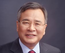 [기고]변호사 불황시대…'공급과잉' 문제 해법 찾아야 