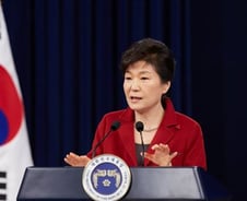 朴 대통령 "공공부문, 다른 부문 개혁 이끌어야"