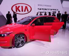 기아 K5 후속 왜건형 콘셉트카 '스포츠스페이스'