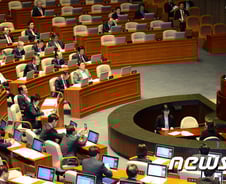 '일단 통과' 김영란법, 하루만에 보완·개정 움직임(종합)