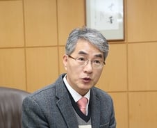 "학교급식법 개정, 내년 총선 화두 될 것"