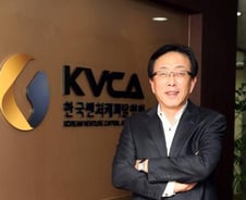 '금융투자 전문가' 이용성 벤처캐피탈협회장은
