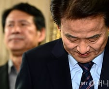 [뷰300] 의원님의 뼈는 몇 개?