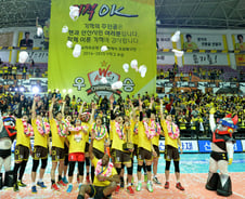 0.01%도 아쉬운데… 예·적금 특판 떴다 하면 장기 가입