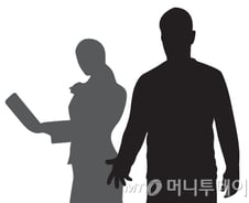 [단독]성희롱 한 '서울시 공무원', 사표 못 쓴다 