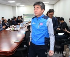 [뷰300]공무원연금 개혁, 與野 동상이몽 속 '폭탄돌리기'