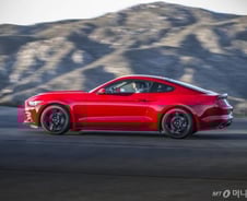 길들여진 야생마, '잔 근육'의 포드 머스탱 2.3 에코부스트 