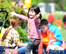 [40雜s]'후대 궁핍화 정치' 더 늦기 전에 멈춰라