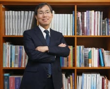 "1000만 장서는 '책'으로 국한한 출판의 개념 바꾼 결과"