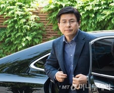 [뷰300]황교안과 김상곤, 노인정권vs노인정치