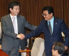 "新 공무원연금, 5년도 못 가서 또 개혁할 것"  