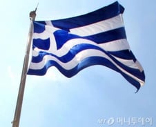 그리스, 은행·주식시장 문 닫는다…사실상 자본통제