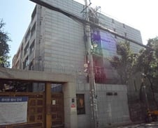 강남 243.5㎡ 아파트가 3억에…낙찰받아도 될까