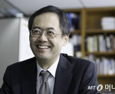 [단독]이르면 내년 2분기 '메이드 인 印尼 팬택폰' 나온다