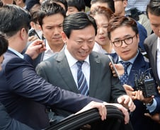 [일문일답] 신동빈 회장 "아버지 신격호 조만간 만날 것"