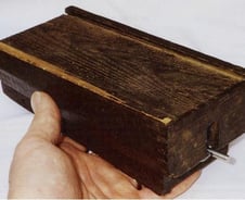 북한이 DMZ에 매설한 '목함지뢰'란?