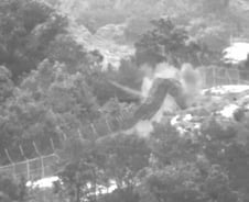 軍 "'DMZ 지뢰도발' 北에 확성기 방송 실시"