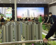 "웃돈 5000만원 준다는데 분양권 팔아도 될까요?"