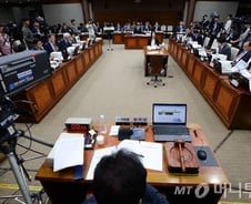 정미경 "방사청, 불량장비 받고 225억원 대금결제"