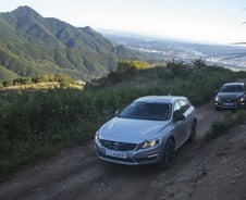 [시승기]'북유럽의 카멜레온' 같은 볼보 크로스컨트리 V60