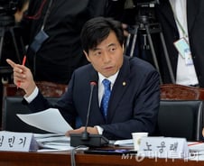 [300어록]"경찰청, 내껀 내꺼고 니꺼도 내껀가"