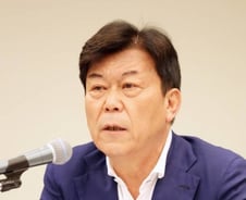 [단독]'금품선거 기소' 중기중앙회장, 위헌법률심판 신청…재판부 "수용"