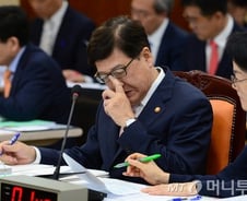 메르스 국감 결국 파행…증인 문제 최대 걸림돌