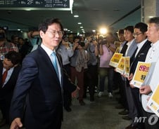 [뷰300]"문재인, 너나 잘하세요"만 남은 천정배 신당선언