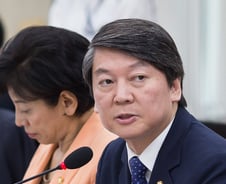 "건강보험증 부정사용자 검거율 44%…건보공단의 의지 부족"