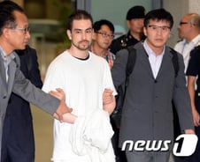 "패터슨이 한국 왔으니 절반 이뤄…죗값 치르게 하길"