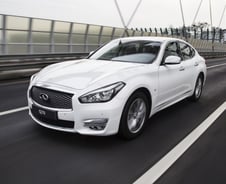 치타의 '질주본능'··· 인피니티 기함 'Q70'  