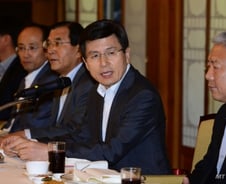 황교안 총리 “비정규직 남용, 불법파업 반드시 근절”