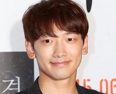 [단독]비, 가수→1인 기획사·배우→에이전트 '이중전략'