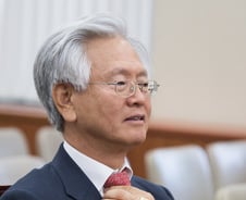 미방위, 막말논란 고영주 방문진 이사장 해임결의안 6일 재논의