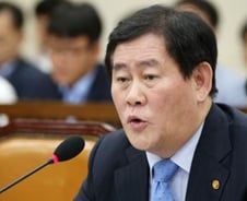 최경환·이주열, 경제성장률 전망치 '유지' 입장