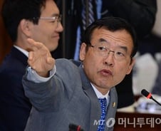 김무성 사위 사건 논란으로 대검 국감 시작부터 '시끌'
