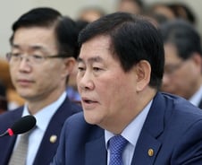 [TPP타결]최경환 "TPP 어떻게든 참여…쌀 양허대상서 제외"