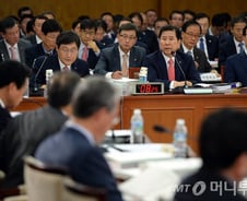 유승우 "농협중앙회장, 막대한 권력 휘두르면서 책임 안 져"