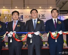 [현장클릭]장관들 왔다고? "내 알 바 아냐 취업이 우선"