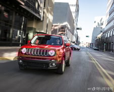 [시승기]삶에 파문을 일으키는 차, 지프 레니게이드