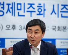 [뷰300] '원내대표 반년' 이종걸과 '경제민주화' 마지막 승부