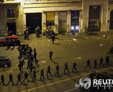 국내 여행사들 "아직까지 한국인 파리 여행객 피해 없어"