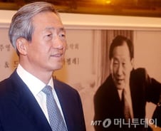 [YS서거]정몽준 "김영삼-정주영 친했다…개인적으로 사랑 받아"